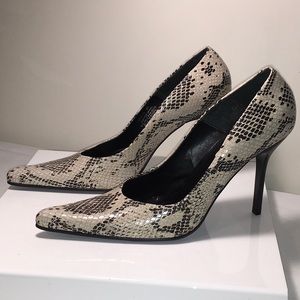 Steve Madden Tarrah Leather Snake Skin 9B